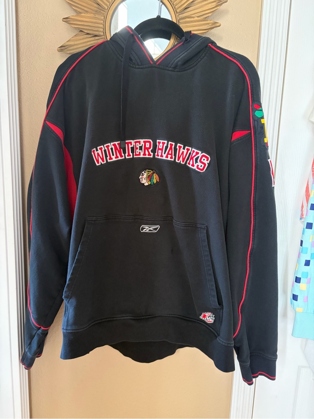 Winterhawks Vintage Reebok Platinum Hoodie with Custom Patches XLTG